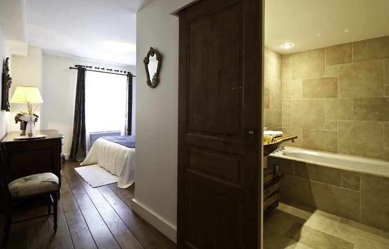 Apartment for rent on the pedestrian street of Megève. - Photo 6