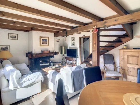 Apartment for rent in Megève, close to the centre and the ski slopes. - Photo 1