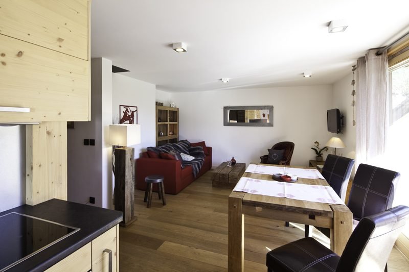 Charming duplex-style apartment for rent on the Princesse ski slopes in Megève. - Photo 3