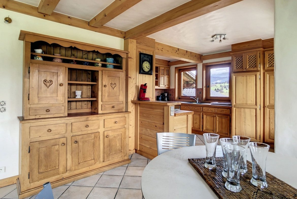 Family chalet for rent facing the Princesse slopes in Megève. - Photo 5