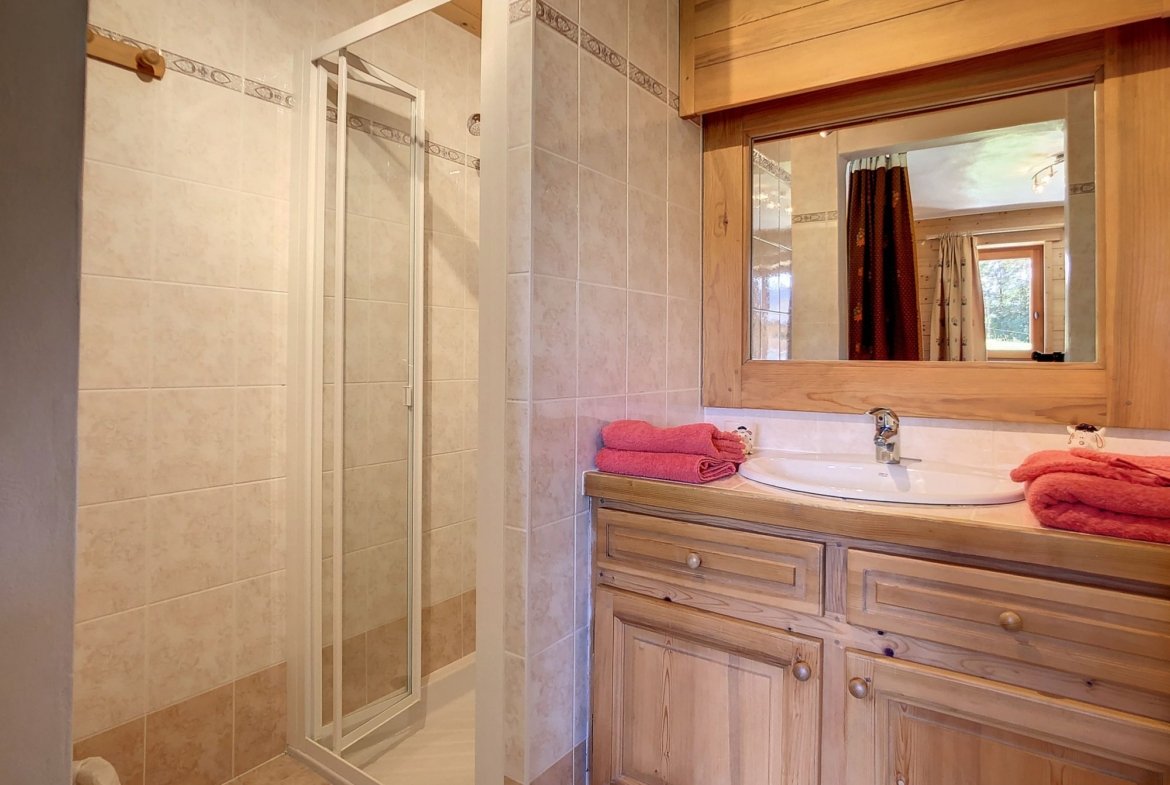 Family chalet for rent facing the Princesse slopes in Megève. - Photo 8