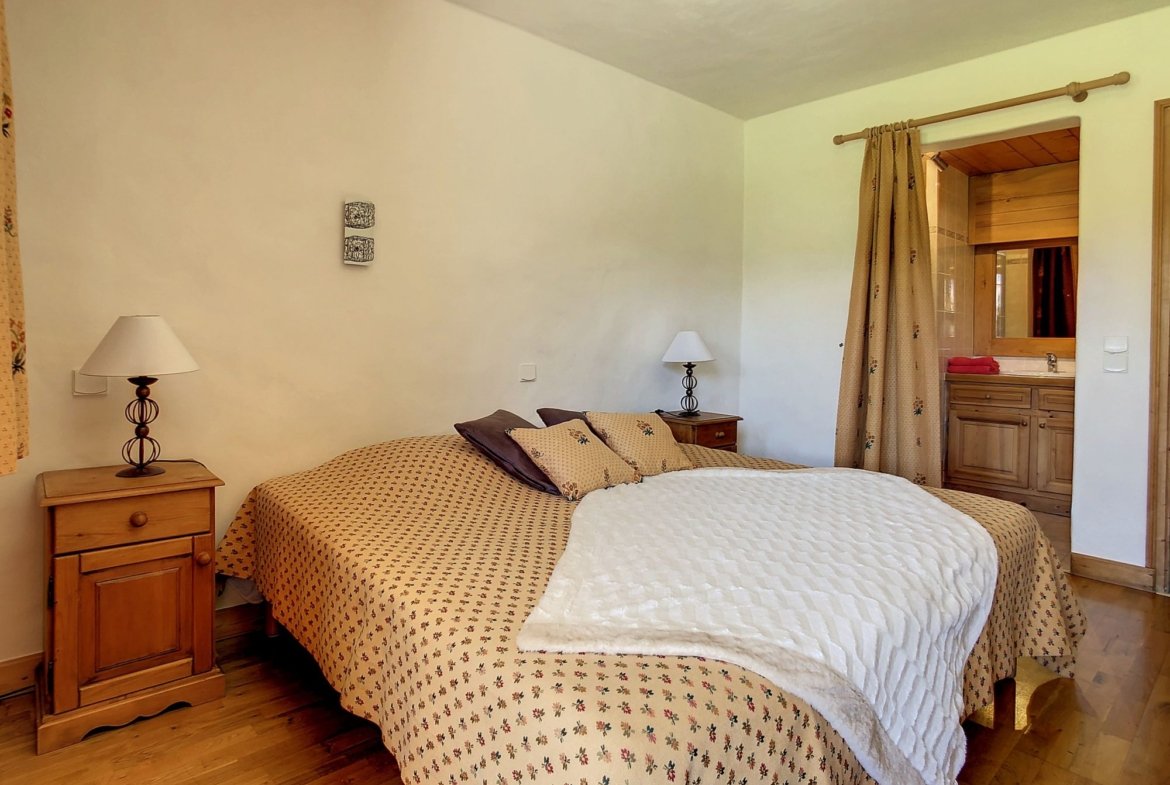 Family chalet for rent facing the Princesse slopes in Megève. - Photo 9