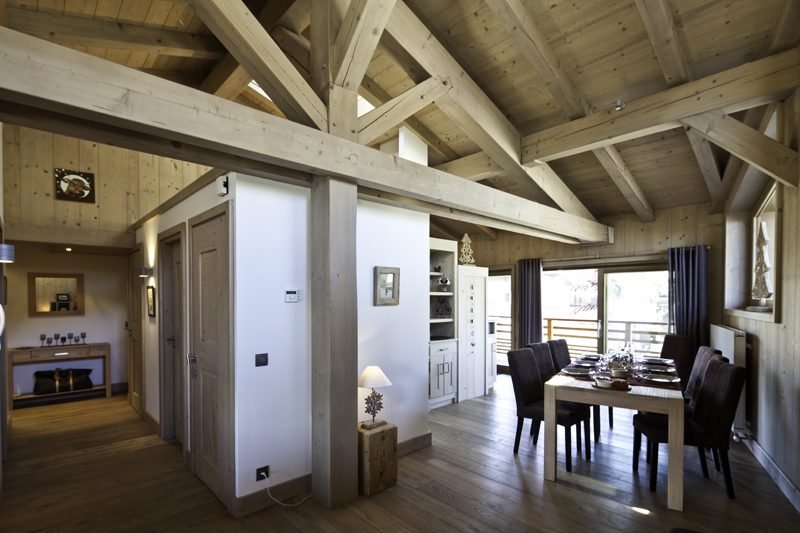Apartment for rent on the second floor of the "Le Saint-Amour Park" residence, in the heart of Megève. - Photo 2