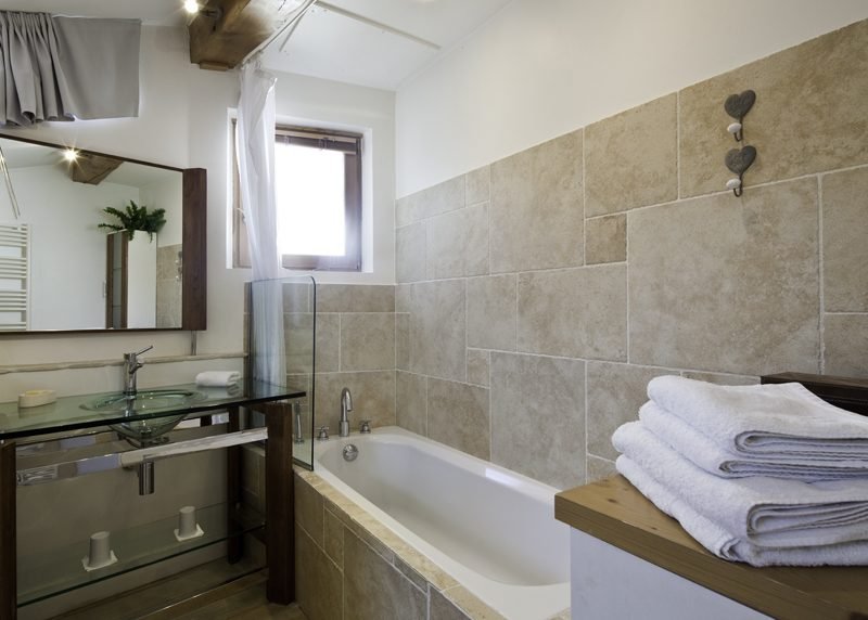 Apartment for rent on the pedestrian street of Megève. - Photo 8