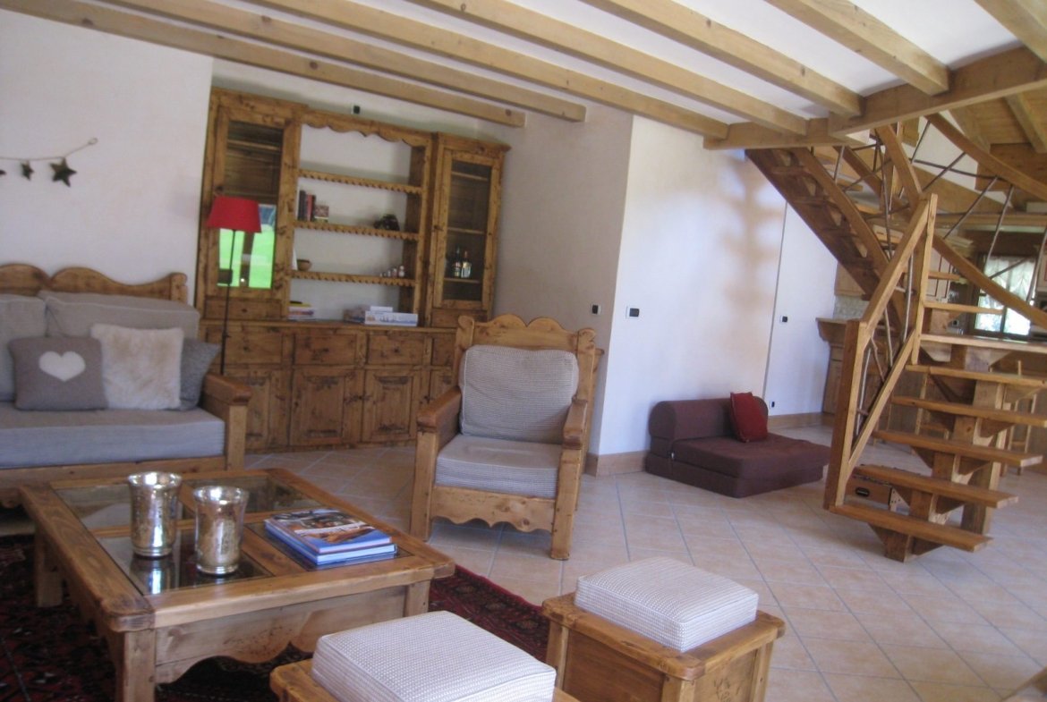 Spacious family apartment for rent at Côte 2000 in Megève. - Photo 4