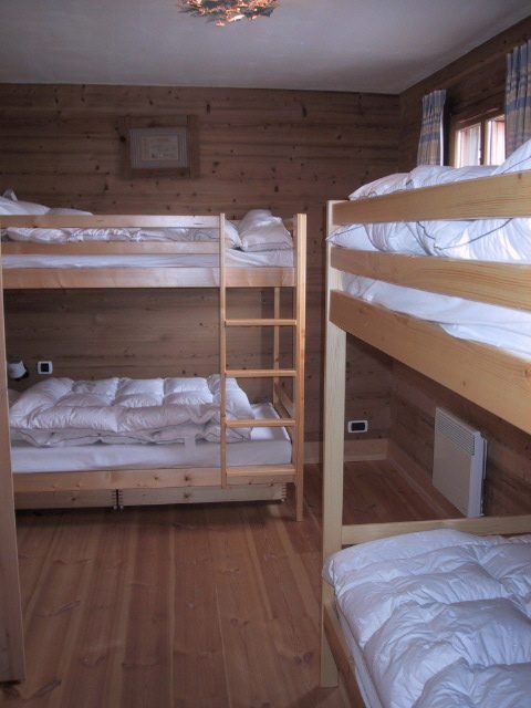 Spacious family apartment for rent at Côte 2000 in Megève. - Photo 11