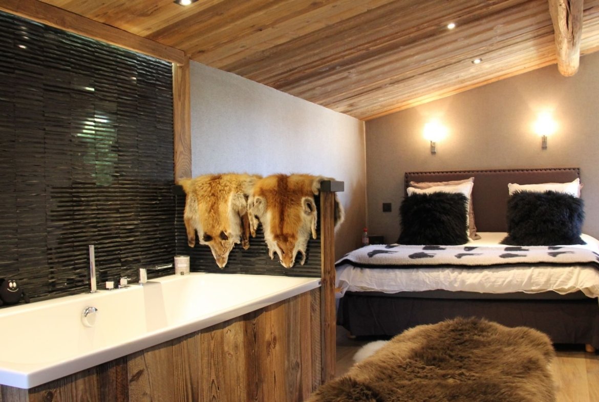Renovated chalet for rent near the slopes in Megève. - Photo 6