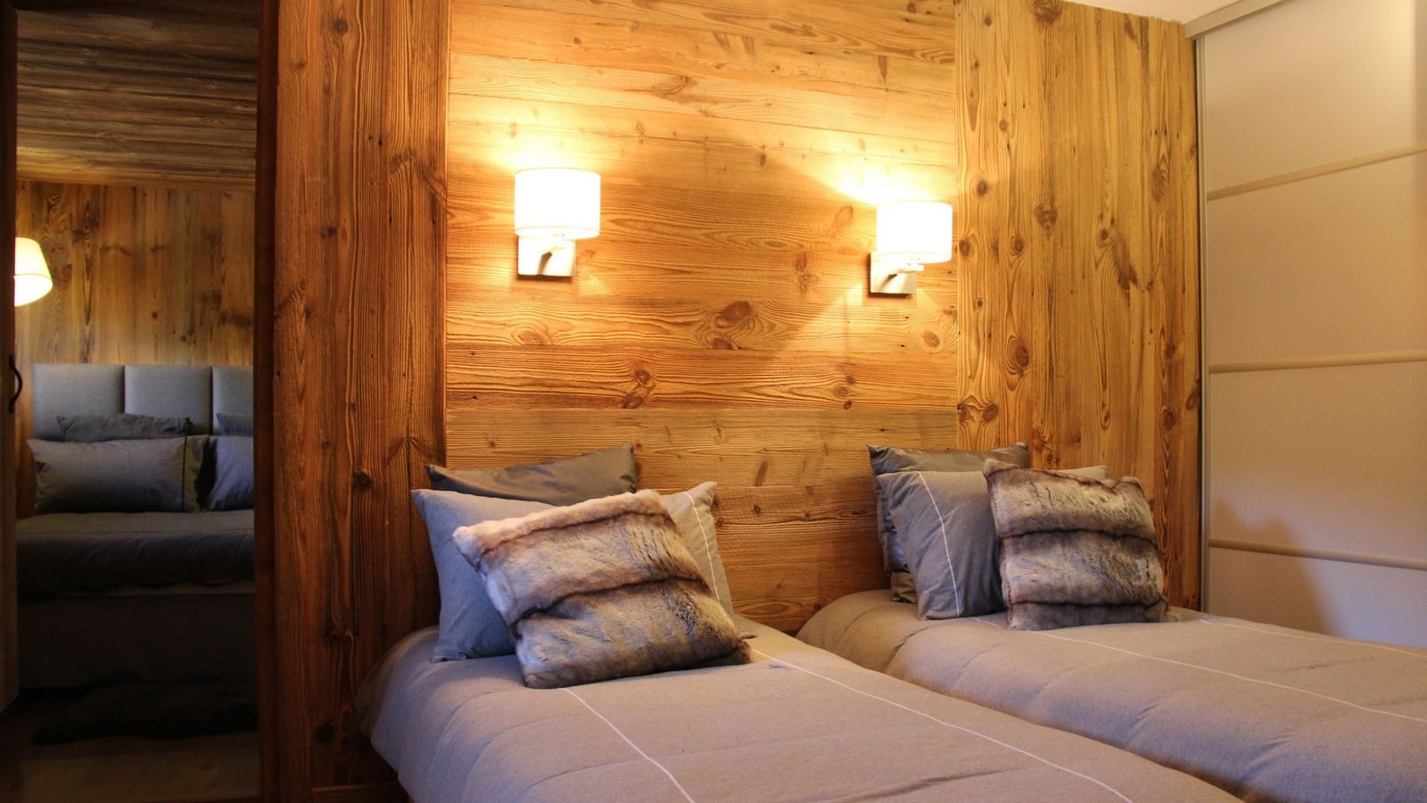 Renovated chalet for rent near the slopes in Megève. – Photo 8 Renovated chalet for rent near the slopes in Megève. - Photo 8