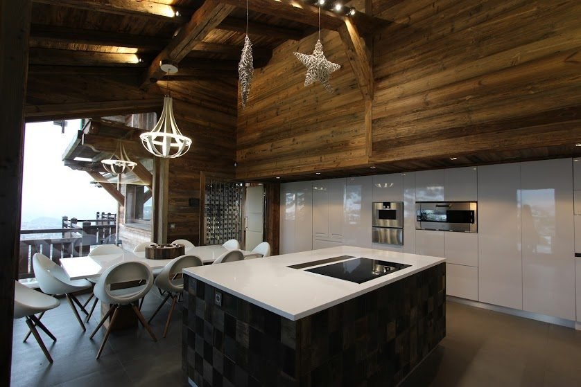 Luxurious family chalet for rent near Megève. - Photo 5