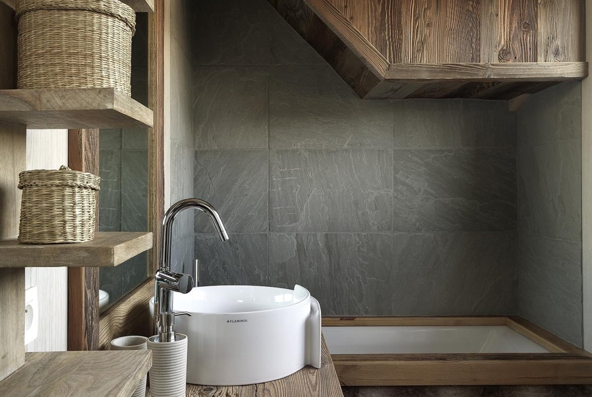 Contemporary chalet for rent in Combloux. - Photo 10