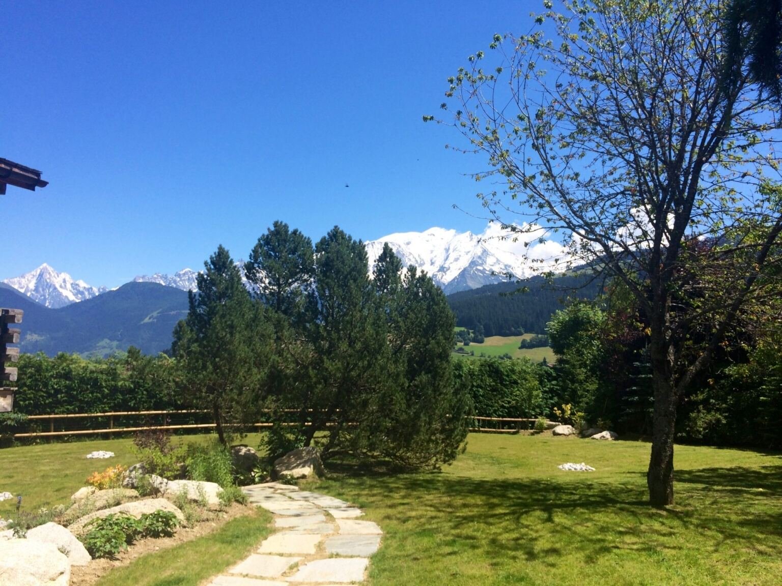 Contemporary chalet for rent in Combloux. - Photo 19