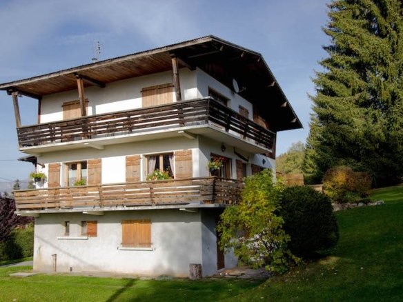 Apartment for rent near the centre of Megève. - Photo 1