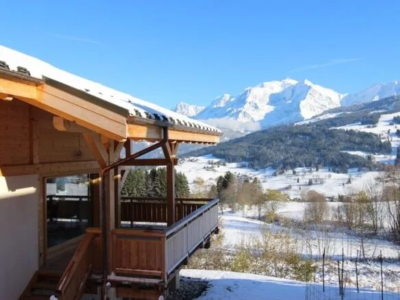 Recent chalet for rent at La Cry Cuchet, Combloux. - Photo 1