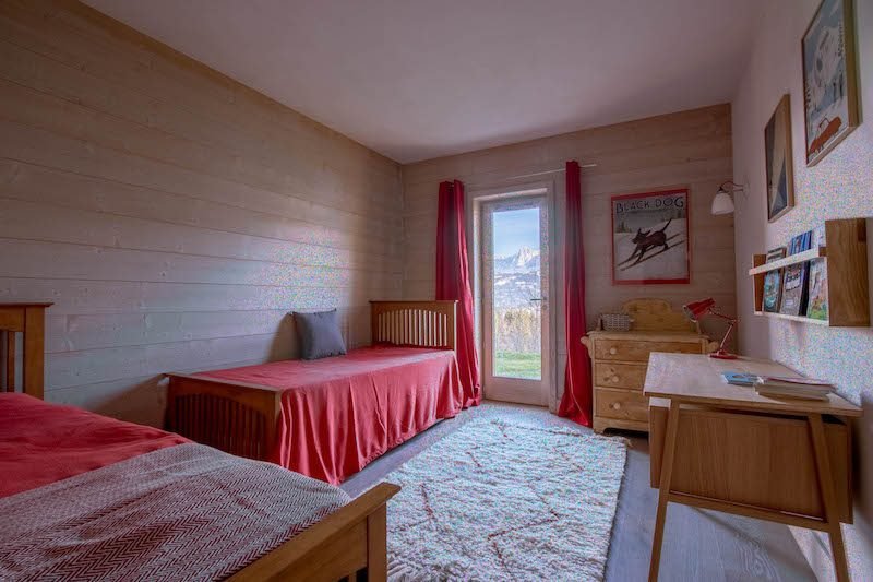 Recent chalet for rent at La Cry Cuchet, Combloux. - Photo 9