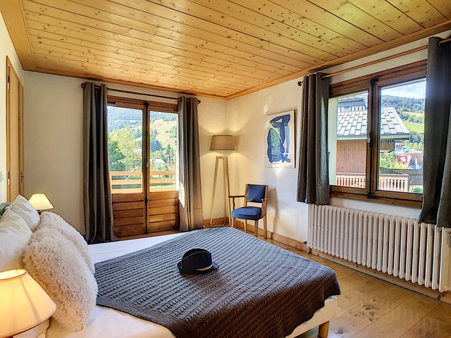 Chalet for rent right in the centre of Megève. - Photo 9
