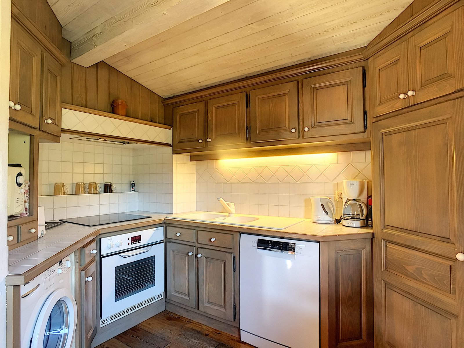 Apartment for rent 180 metres from the Princesse ski slopes, with mountain views. – Photo 3 Apartment for rent 180 metres from the Princesse ski slopes, with mountain views. - Photo 3