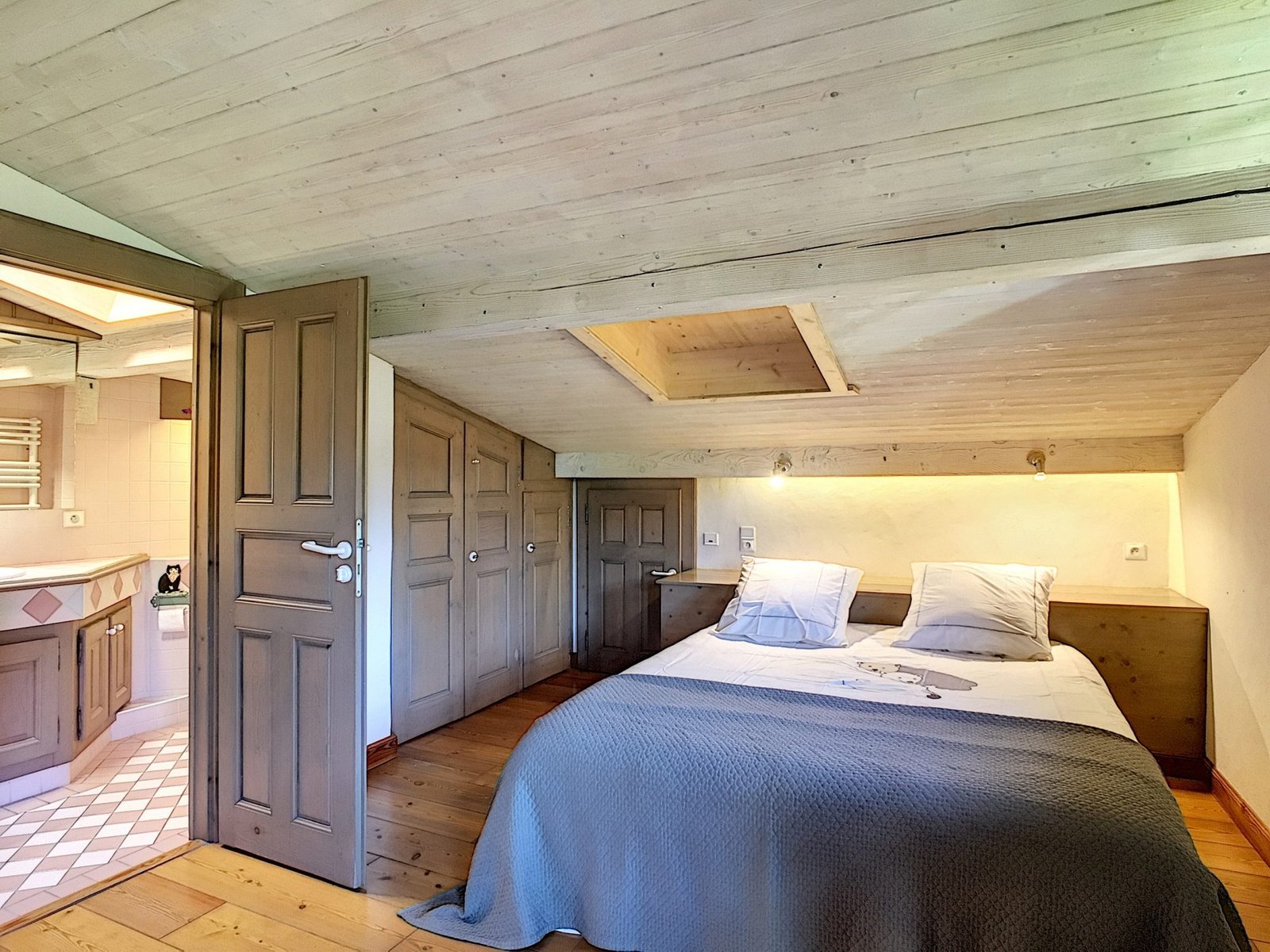 Apartment for rent 180 metres from the Princesse ski slopes, with mountain views. – Photo 5 Apartment for rent 180 metres from the Princesse ski slopes, with mountain views. - Photo 5