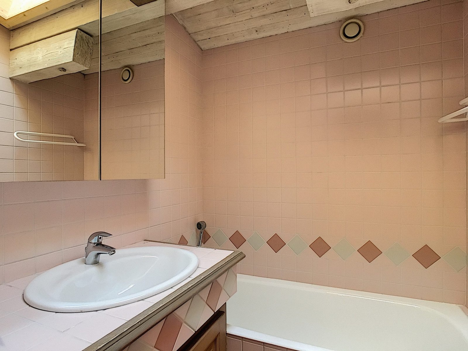 Apartment for rent 180 metres from the Princesse ski slopes, with mountain views. – Photo 6 Apartment for rent 180 metres from the Princesse ski slopes, with mountain views. - Photo 6