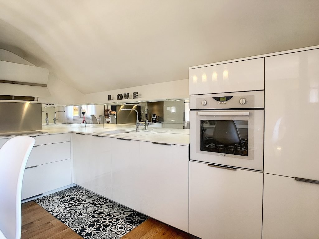 Quiet apartment for rent, a 5-minute walk from the pedestrian street. - Photo 4