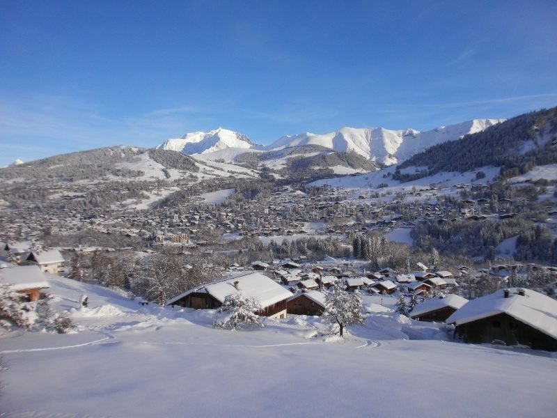 Apartment for rent on the heights of Megève with panoramic Mont Blanc views. - Photo 2