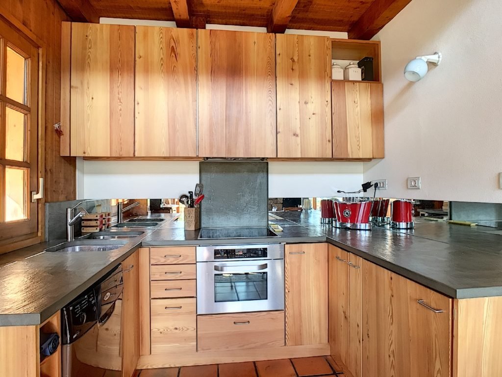 Seasonal apartment for rent at "Les Hauts Megevans," near the village centre. - Photo 3