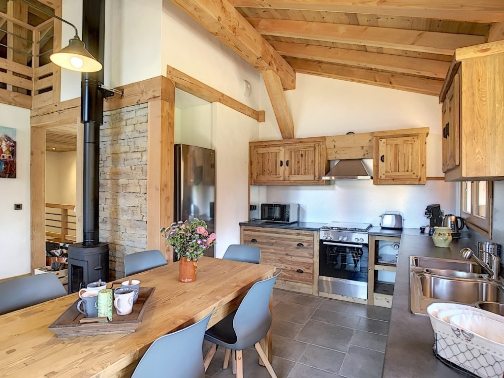 Brand-new chalet for rent in Megève, at the foot of Mont d'Arbois. - Photo 5