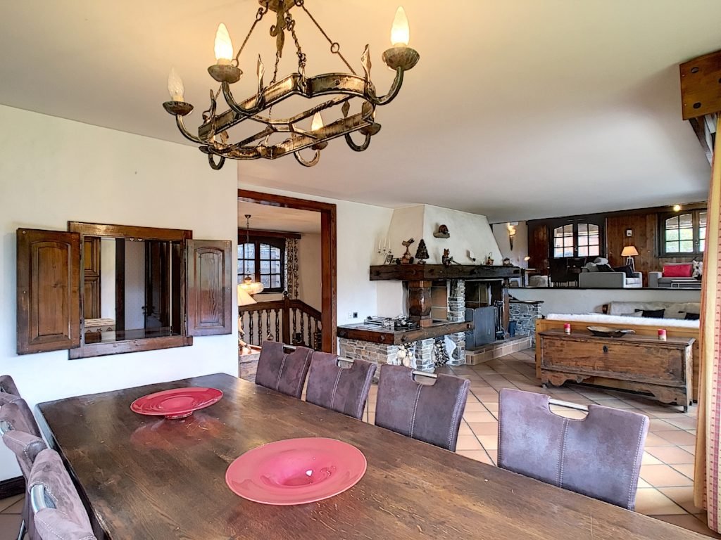 Family chalet for rent near the centre of Megève. (Ref. Chalet Sapy) - Photo 3