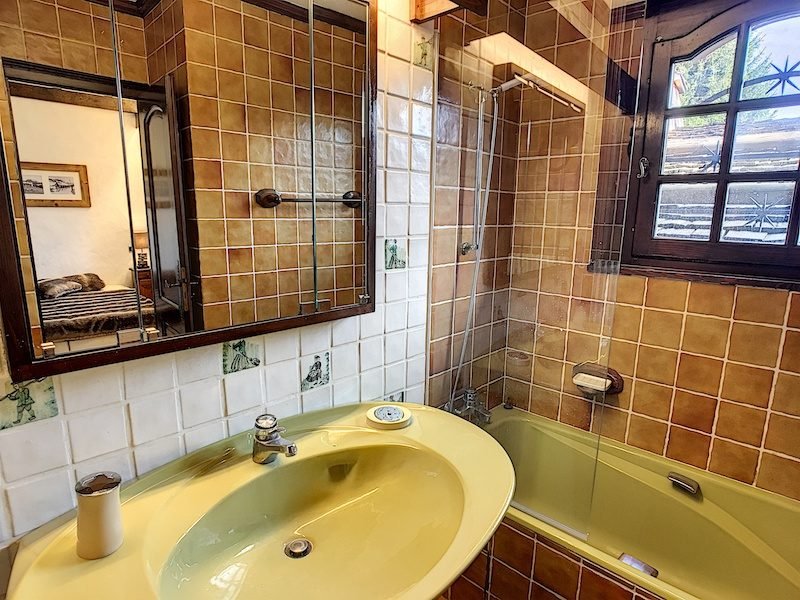 Family chalet for rent near the centre of Megève. (Ref. Chalet Sapy) - Photo 7