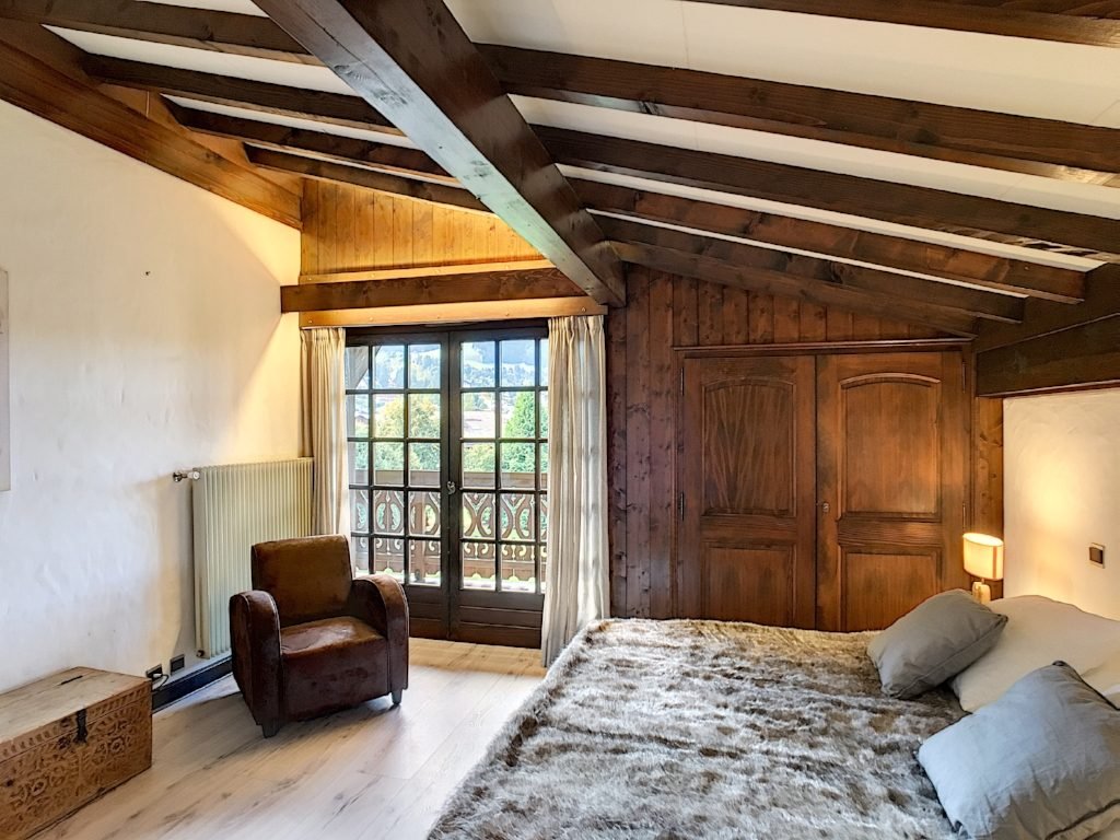 Family chalet for rent near the centre of Megève. (Ref. Chalet Sapy) - Photo 9
