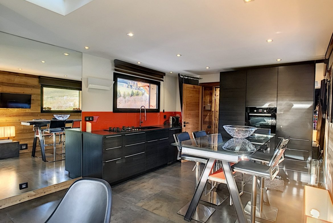 Contemporary chalet for rent for the season in Megève, Cassioz. - Photo 3