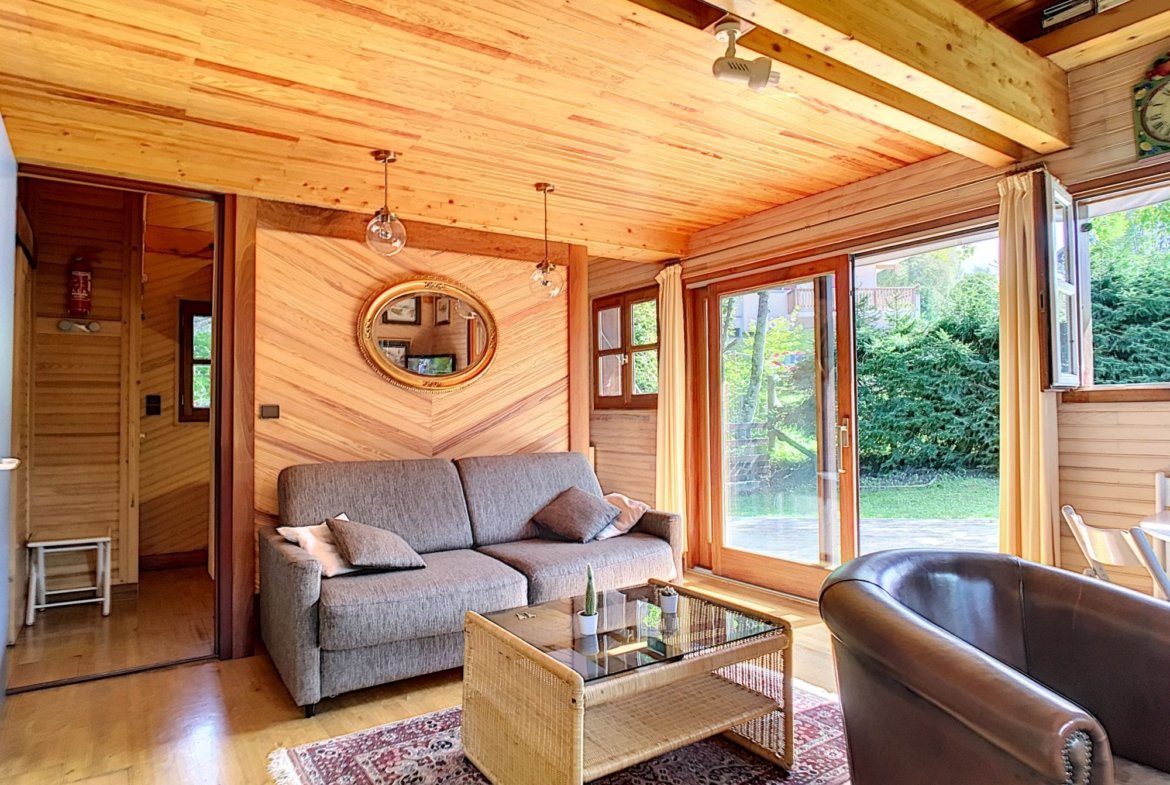 Small individual chalet for rent in the centre of Megève. - Photo 4