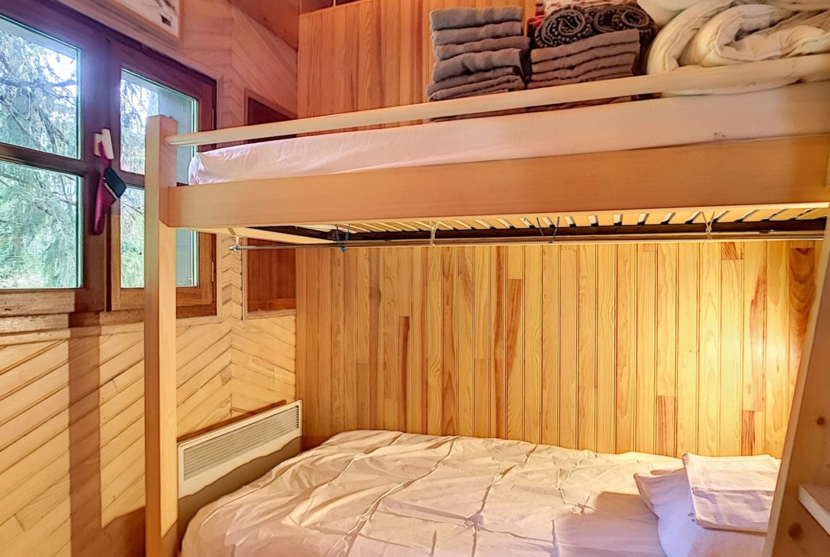 Small individual chalet for rent in the centre of Megève. - Photo 6