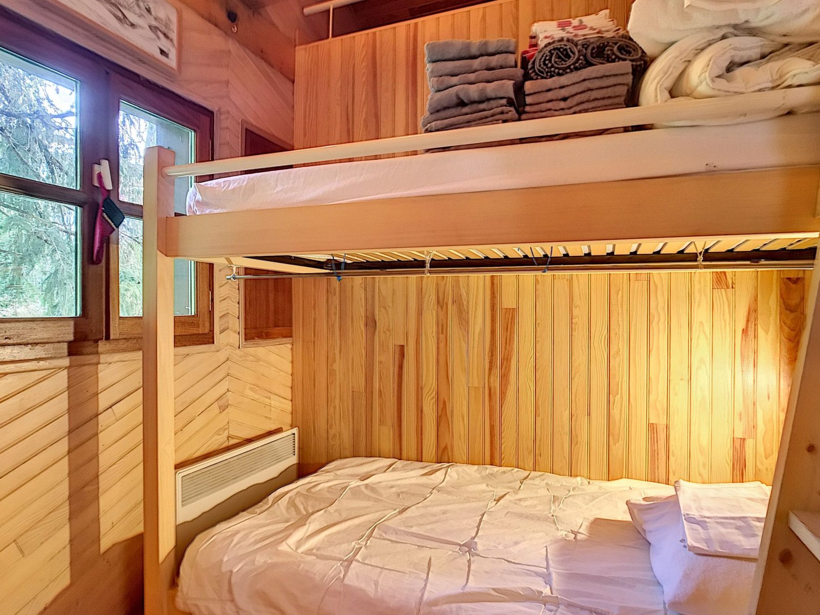 Small individual chalet for rent in the centre of Megève. – Photo 6 Small individual chalet for rent in the centre of Megève. - Photo 6