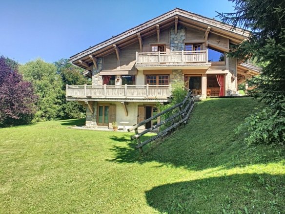 Large chalet for rent for the season between Megève and Demi-Quartier. - Photo 1
