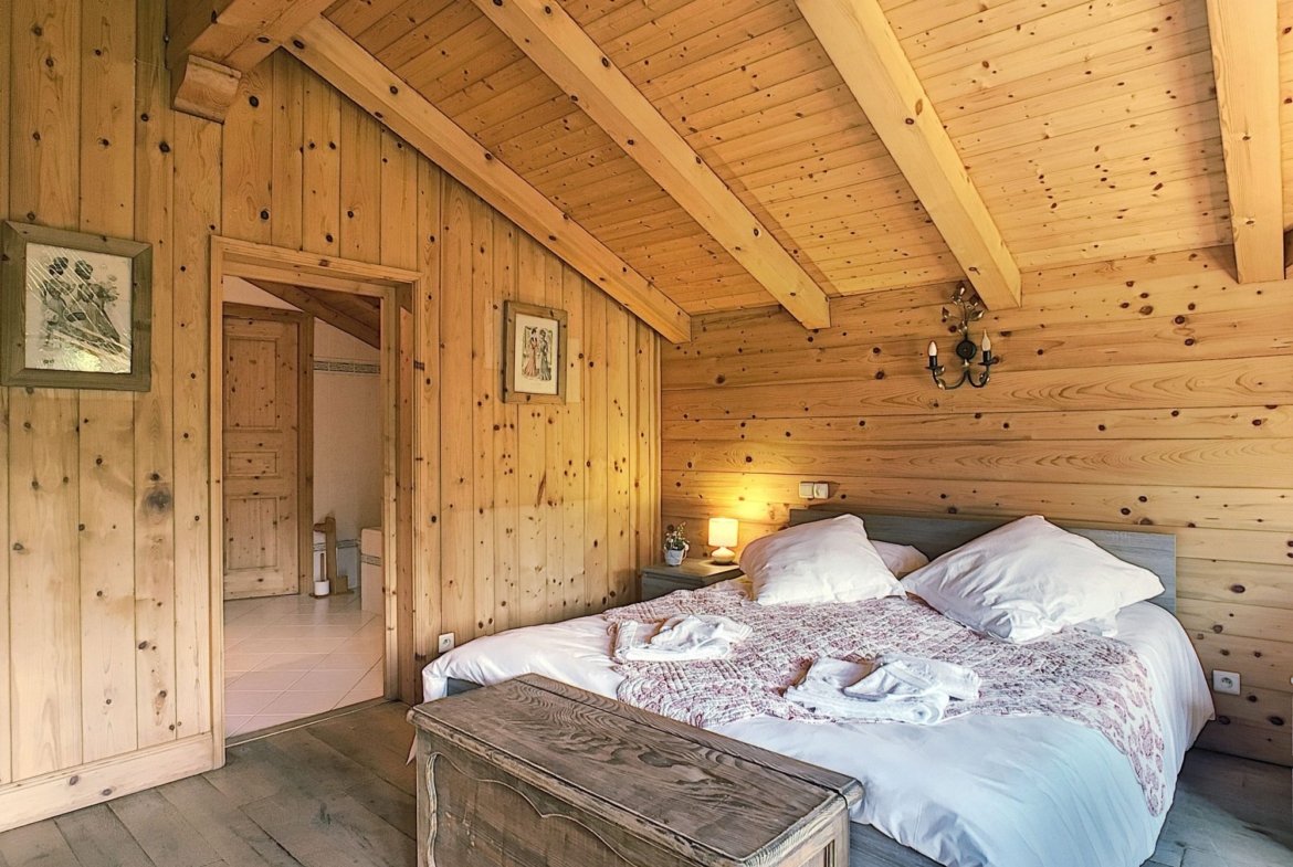 Large chalet for rent for the season between Megève and Demi-Quartier. - Photo 7