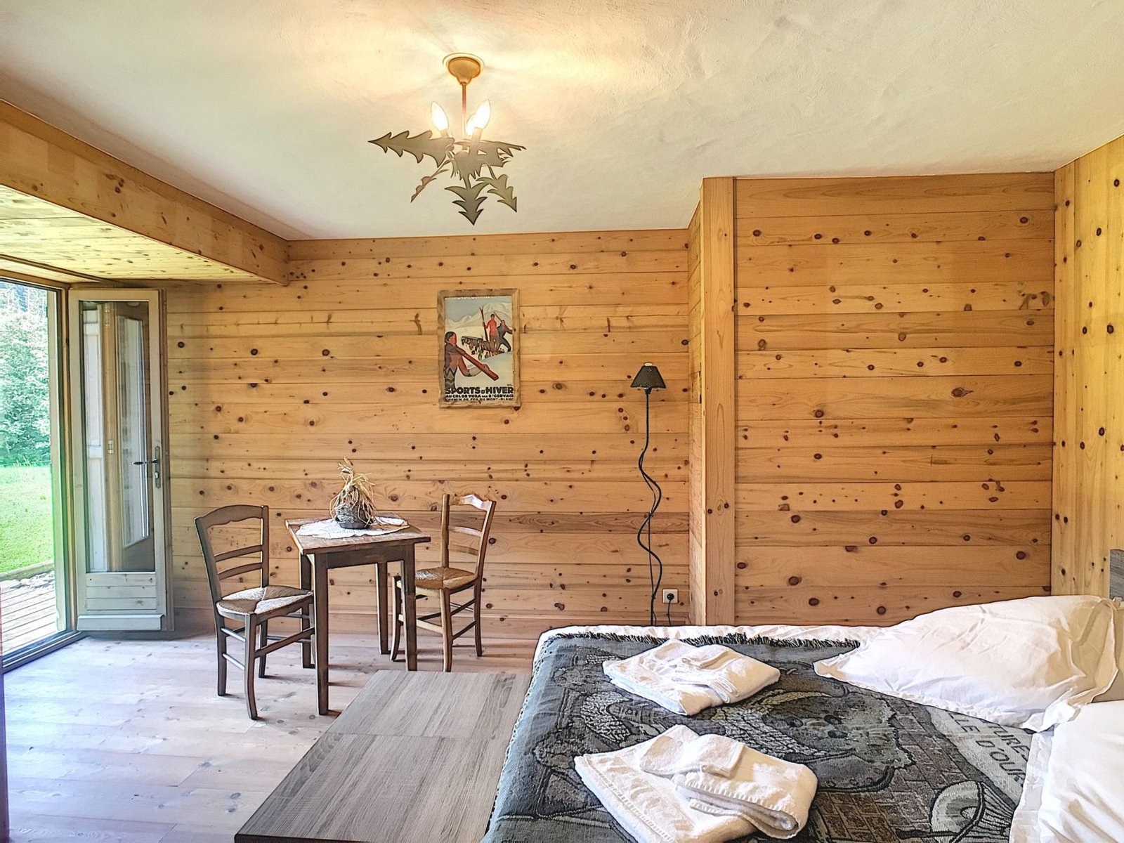 Large chalet for rent for the season between Megève and Demi-Quartier. – Photo 11 Large chalet for rent for the season between Megève and Demi-Quartier. - Photo 11