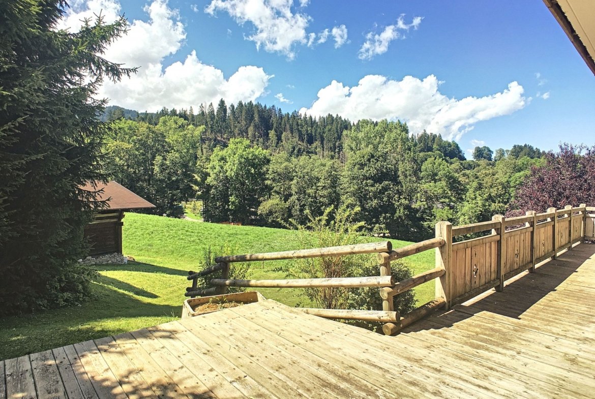 Large chalet for rent for the season between Megève and Demi-Quartier. - Photo 13