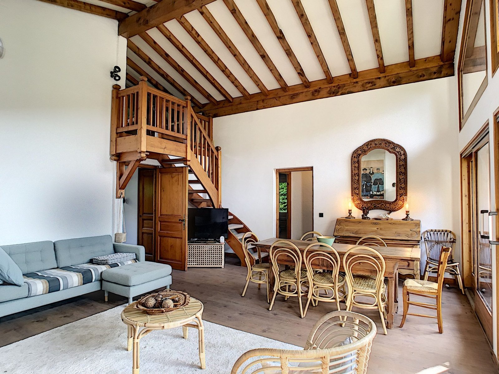 Chalet for rent in the centre of Megève. – Photo 2 Chalet for rent in the centre of Megève. - Photo 2