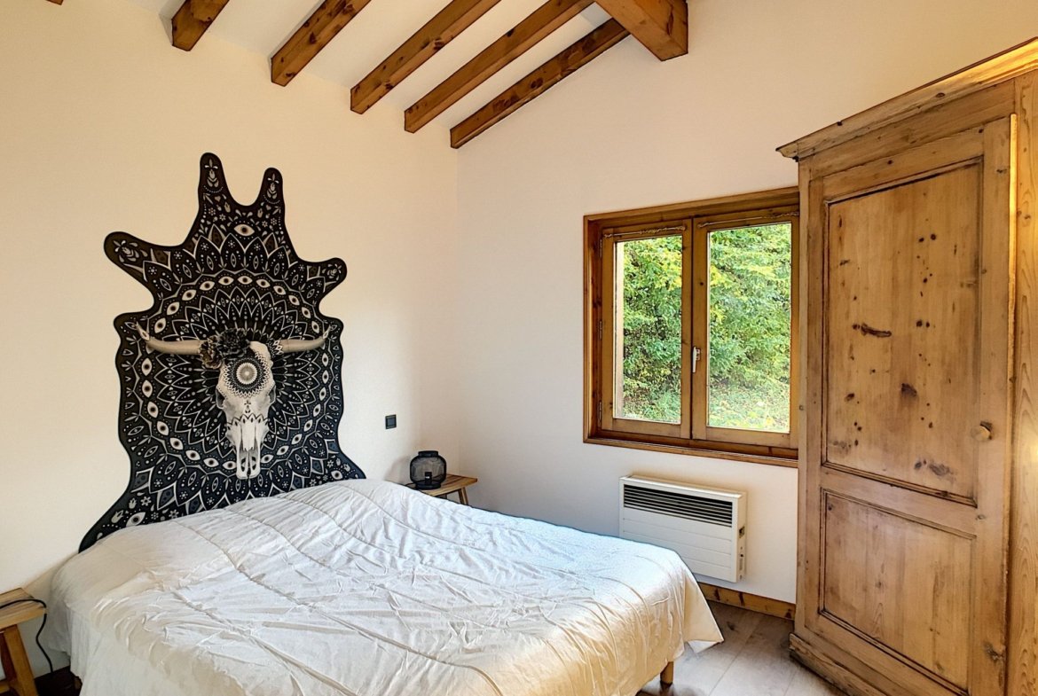 Chalet for rent in the centre of Megève. - Photo 4