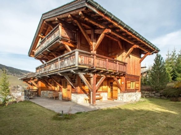 Family chalet for rent in the centre of Megève. - Photo 1