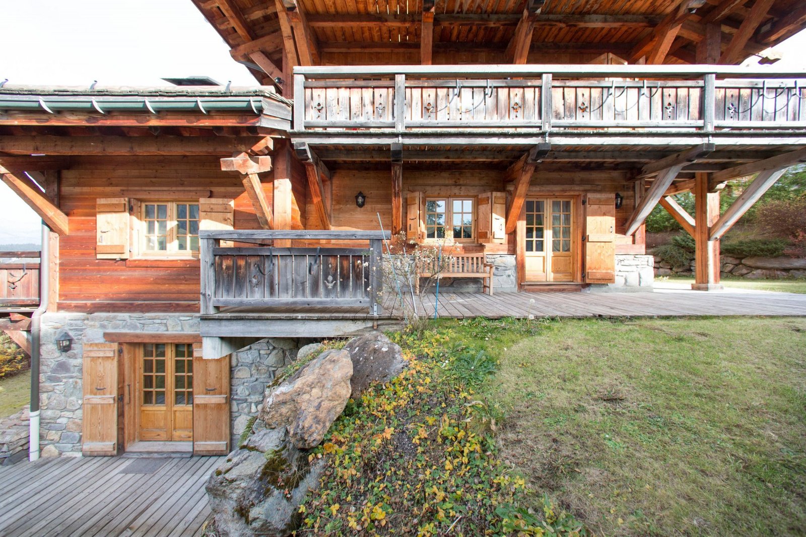 Family chalet for rent in the centre of Megève. - Photo 2