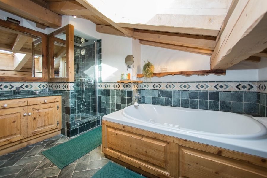 Family chalet for rent in the centre of Megève. - Photo 11