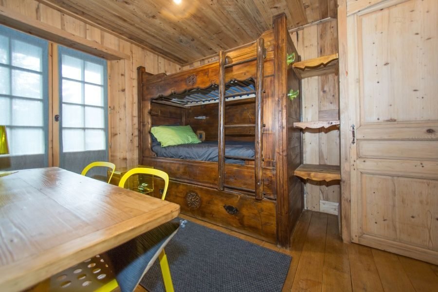 Family chalet for rent in the centre of Megève. - Photo 15