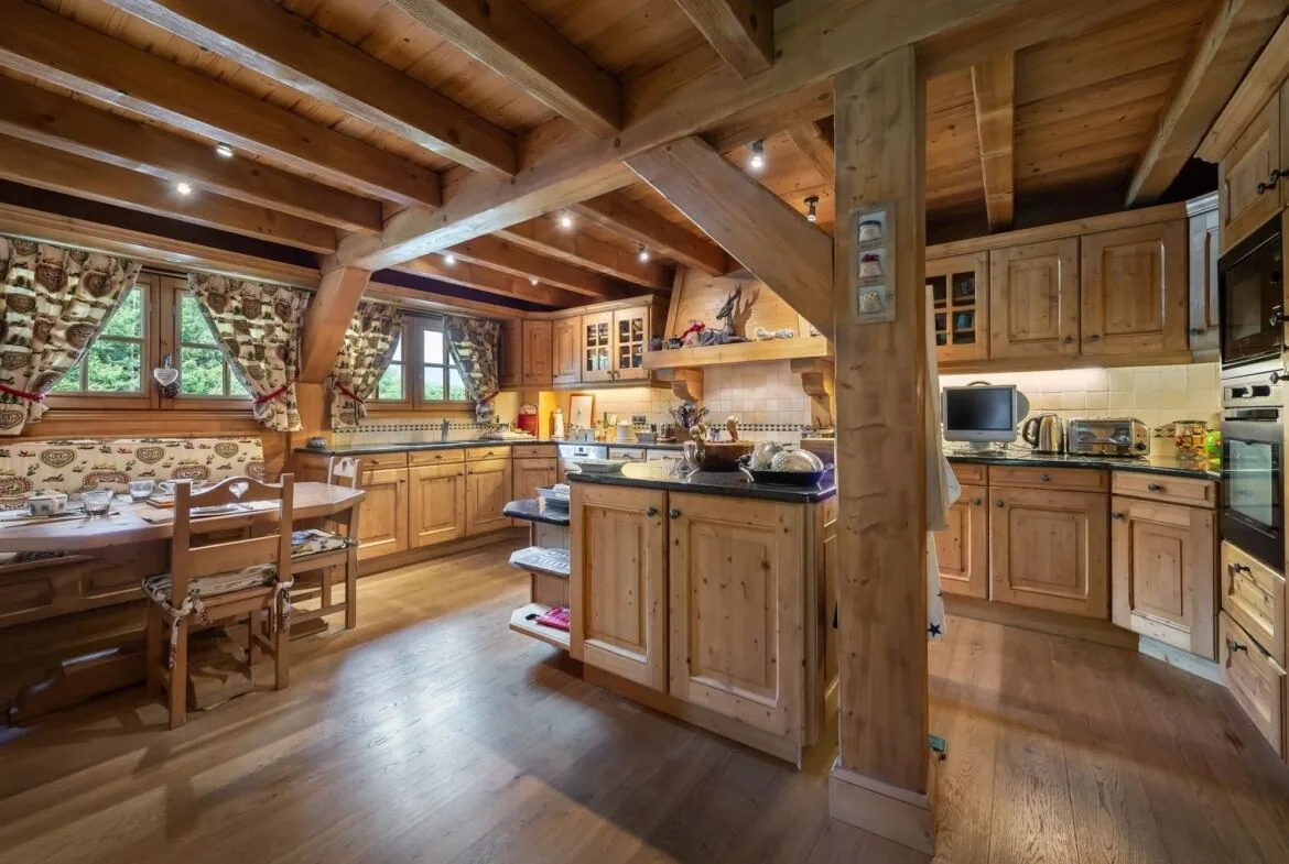 Chalet for rent at Côte 2000 in Megève. - Photo 8