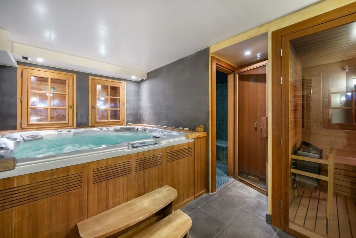 Chalet for rent at Côte 2000 in Megève. - Photo 13