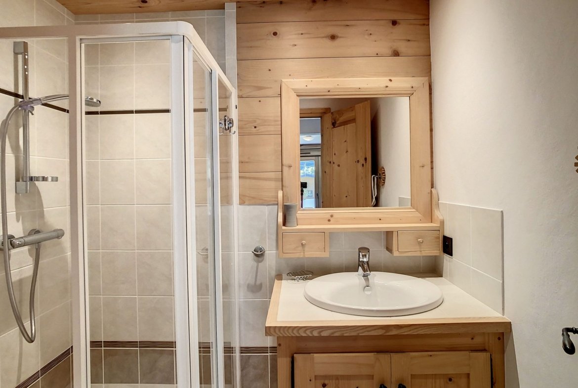 5-room chalet for 8 people for rent in Demi-Quartier. - Photo 3
