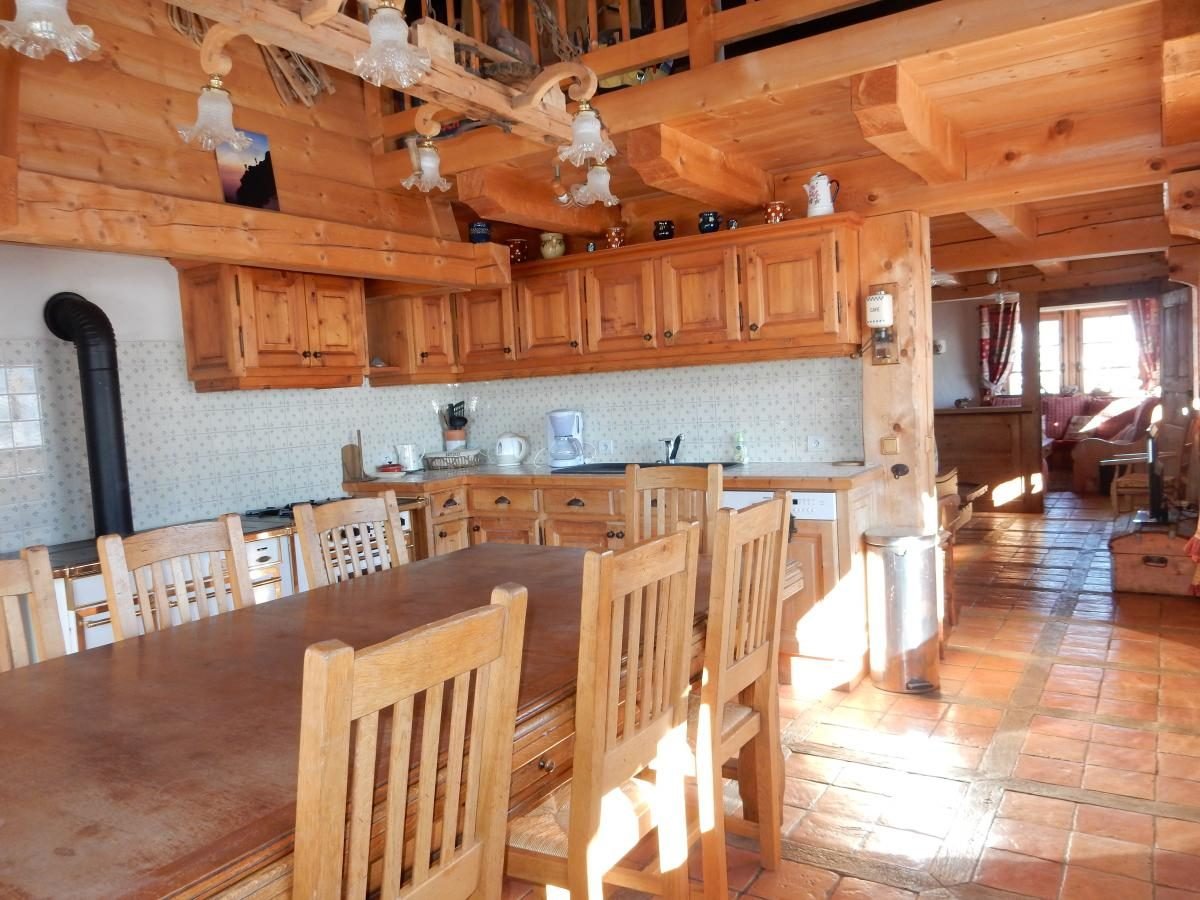 Family chalet for rent on the heights of Megève. – Photo 3 Family chalet for rent on the heights of Megève. - Photo 3