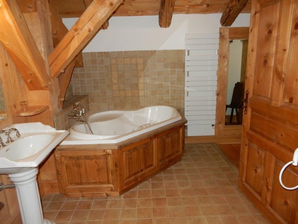Family chalet for rent on the heights of Megève. - Photo 11