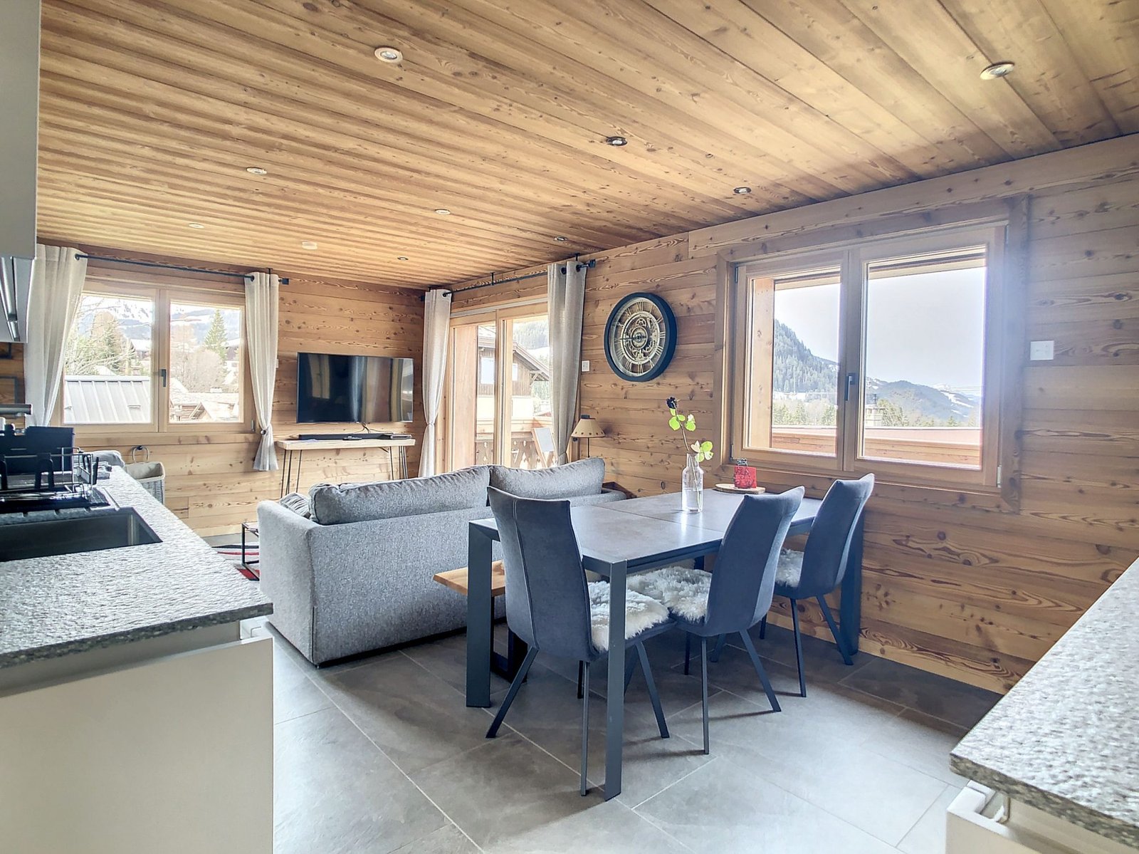 Appartement duplex Mont dArbois golf – Ref LA2728 – photo 6 Appartement à louer Mont d'Arbois Megève — photo 6
