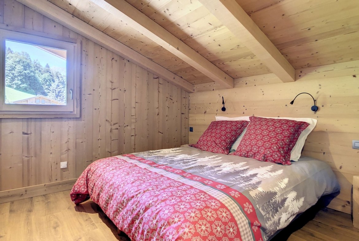 Brand-new chalet for rent in Combloux with an exceptional view. - Photo 8
